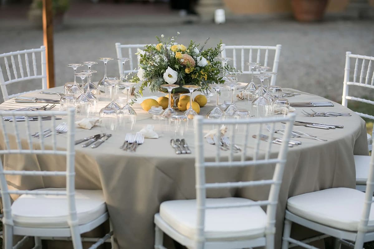 Gedeckter Tisch Hochzeit Weiß