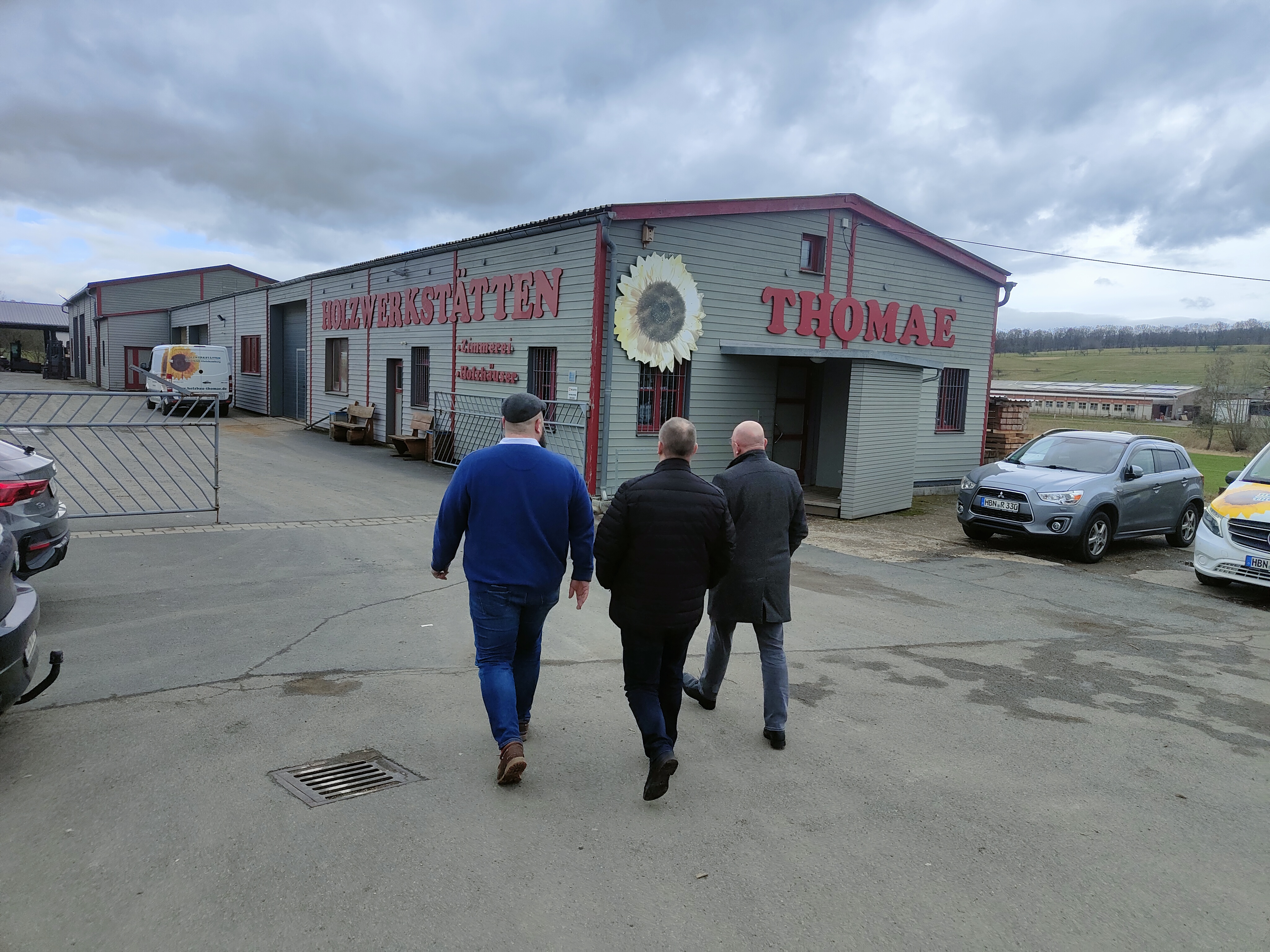Über 90 Jahre Tradition am Fuße der Gleichberge – die Holzwerkstätten Thomae Gleichamberg GmbH & CO. KG Vorschaubild Blog