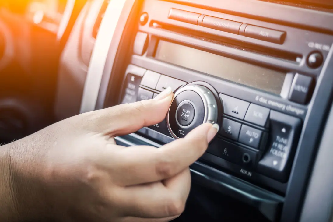 Radio-Werbung im Radio